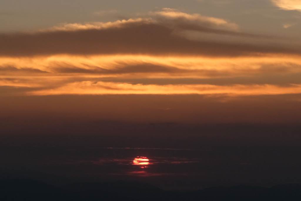 宝満山からの夕日（2022年10月1日)